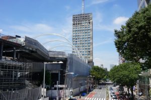 渋谷再開発工事　宮下公園と明治通り　２０１９年８月